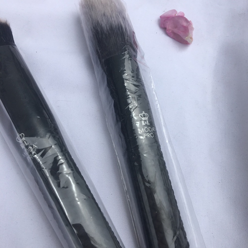 Moda Pro • Blush & chisel brushes, set of 2 - Picture 3 of 5